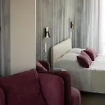 Jerry - Beachfront & Private Pool Hotel 3*