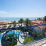 Jerry - Beachfront & Private Pool Grottammare
