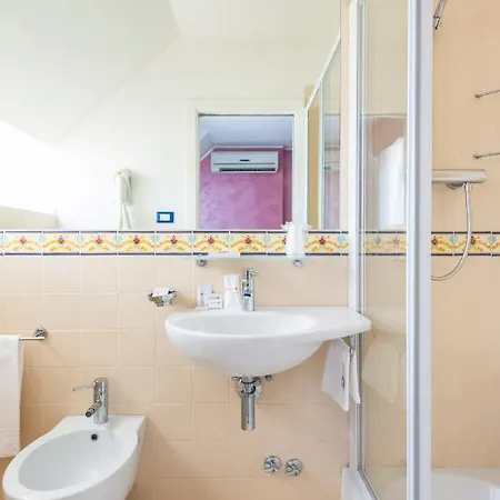 Jerry Hotel Grottammare