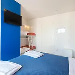 Jerry - Beachfront & Private Pool 3*