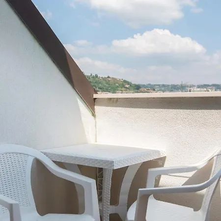 Jerry - Beachfront & Private Pool Отель Гроттамаре