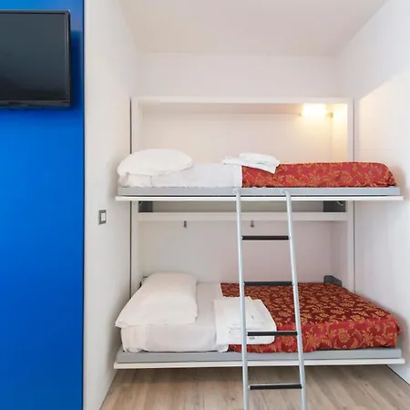 Jerry - Beachfront & Private Pool Ξενοδοχείο Grottammare