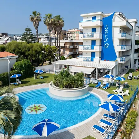 Jerry - Beachfront & Private Pool Ξενοδοχείο Grottammare