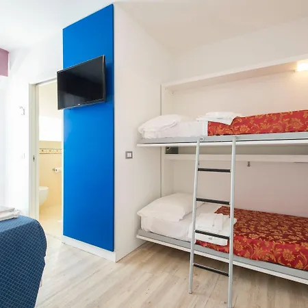 Jerry - Beachfront & Private Pool 3* Grottammare
