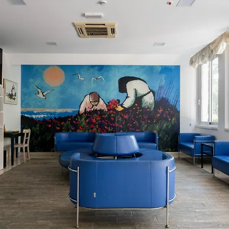 Jerry - Beachfront & Private Pool Гроттамаре