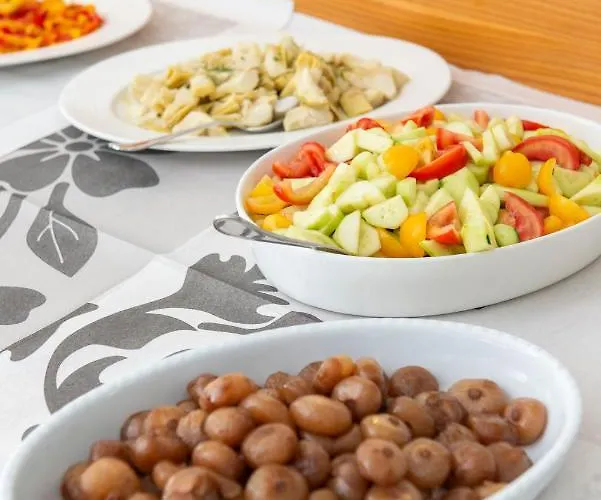 Hotel Jerry - Beachfront & Private Pool 3*