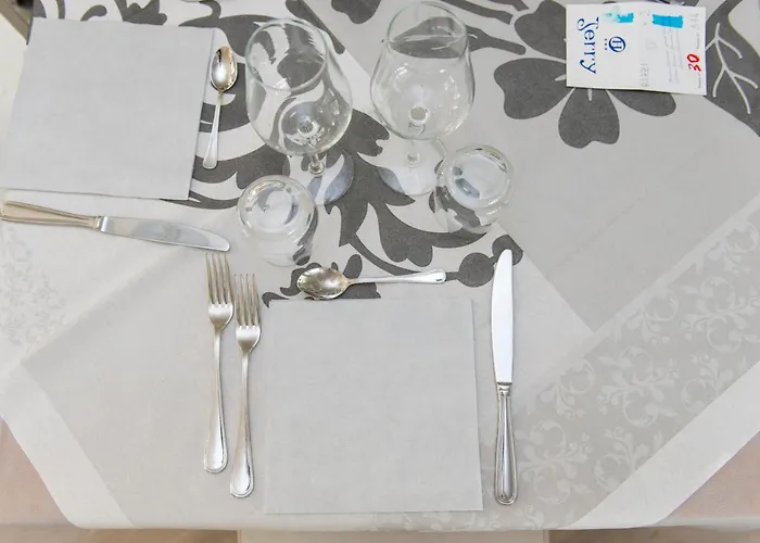 Jerry - Beachfront & Private Pool Гроттамаре