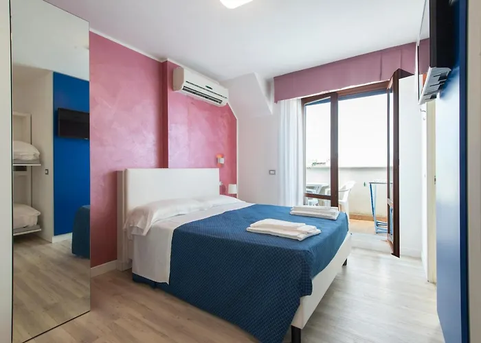 Jerry - Beachfront & Private Pool Отель 3*