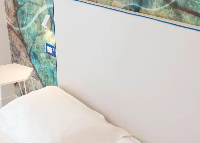 Jerry - Beachfront & Private Pool Отель 3*