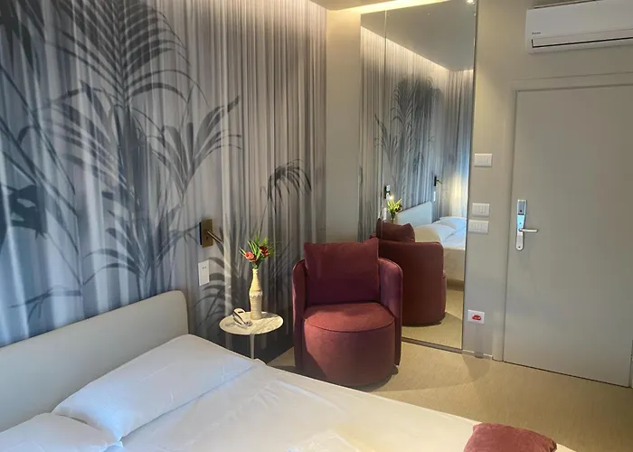 Hotel Jerry - Beachfront & Private Pool 3*