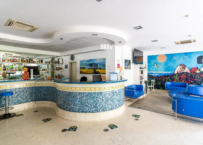 Jerry - Beachfront & Private Pool 3* Grottammare