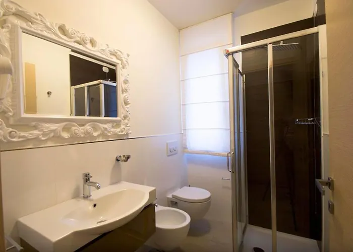 Jerry - Beachfront & Private Pool Отель